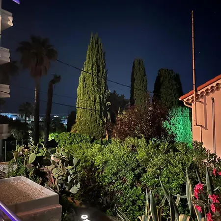 Detente A Juan Les Pins 2 Pieces Climatisee A 500m Des Plages 公寓